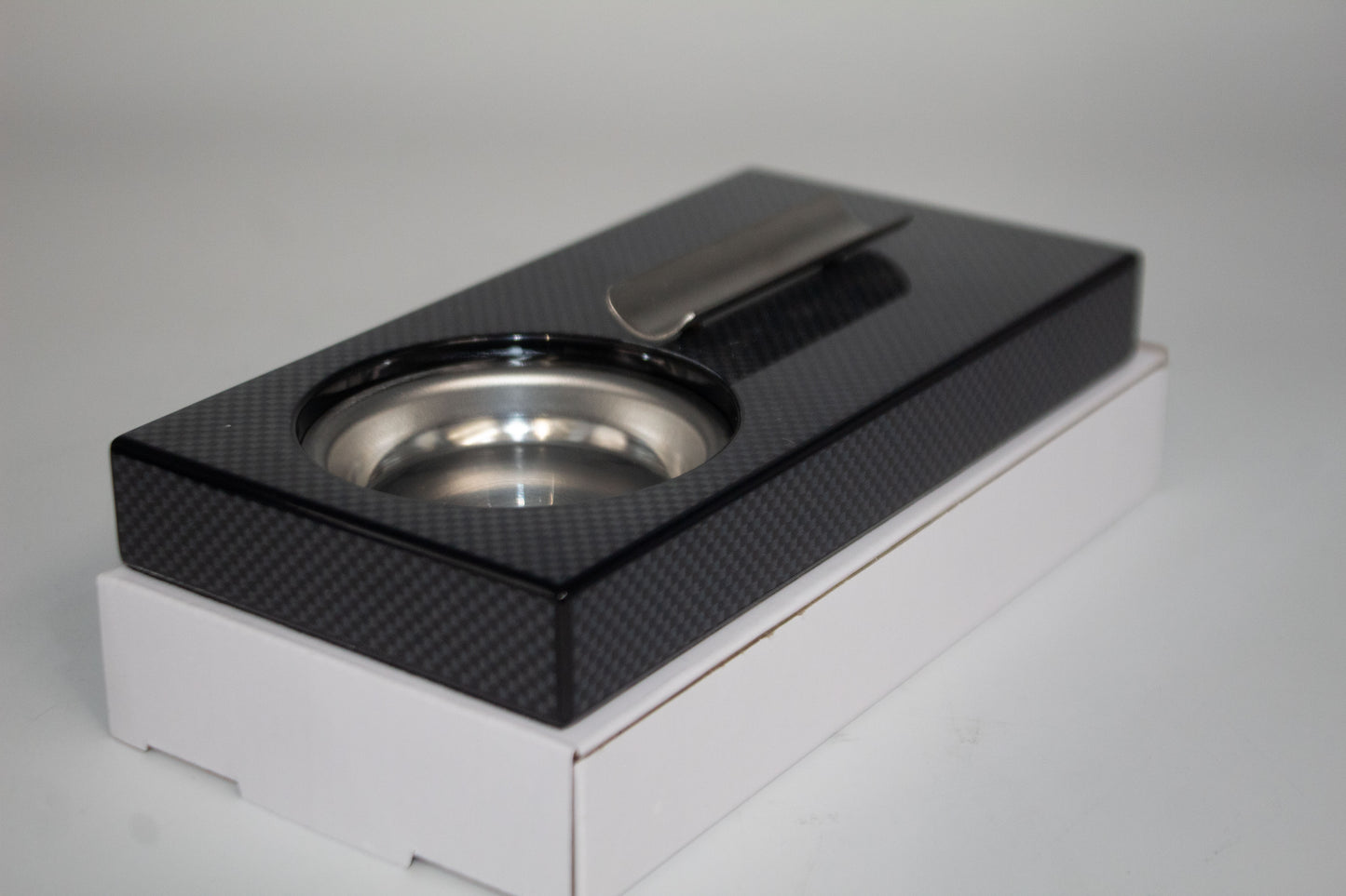 CARBON FIBER ASHTRAY
